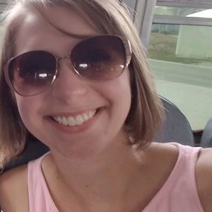 Meet your Posher, Melissa